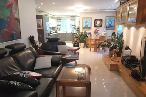 2 Bedroom Penthouse For Sale in Mosta
