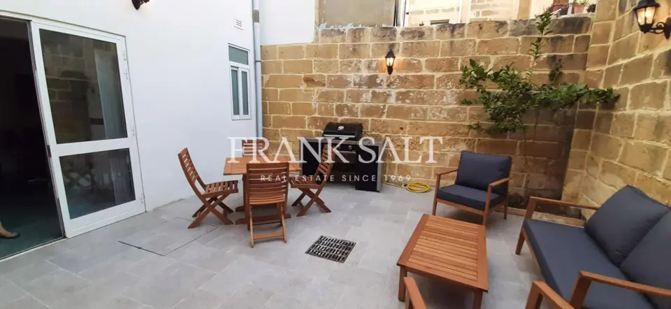 Paola Furnished Townhouse