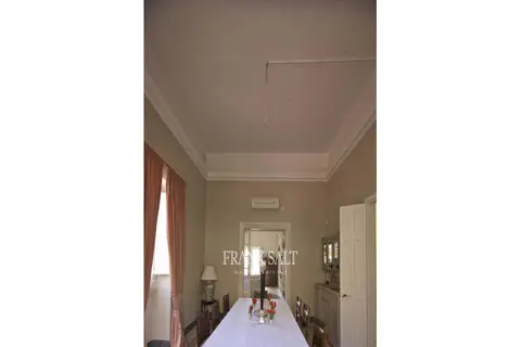 6 Bedroom Palazzo For Sale in Tarxien