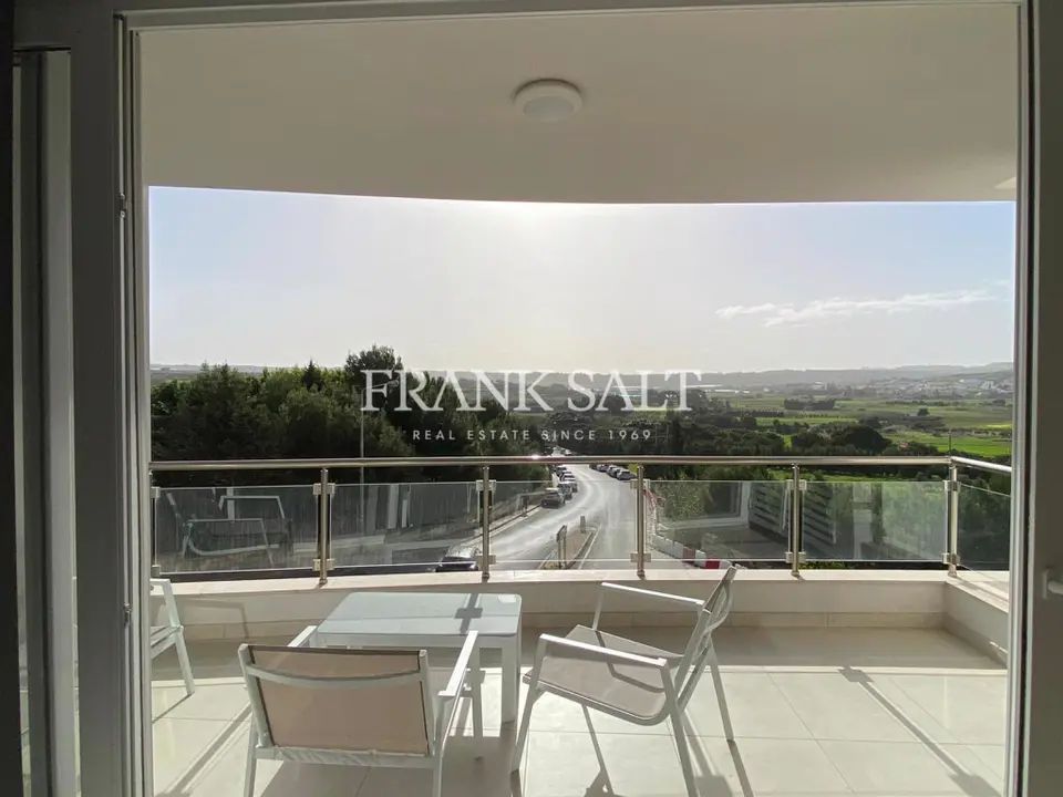 Qawra, Furnished Apartment