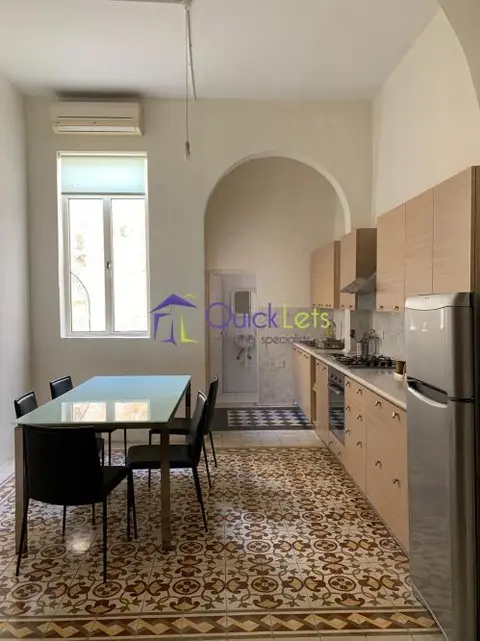 4 bedroom Townhouse to rent in St. Julians