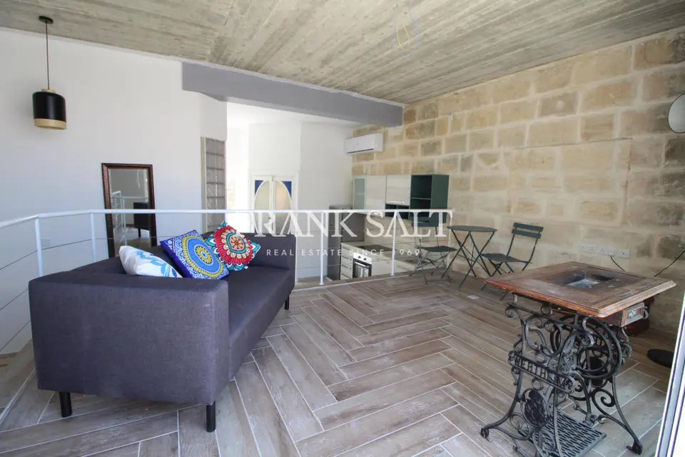 Senglea, Furnished Apartment