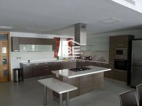 3 bedroom Apartment to rent in Sliema