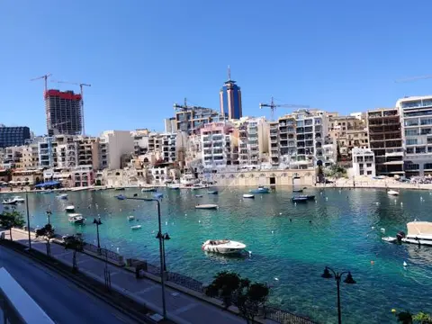 2 bedroom Apartment to rent in St Julian's