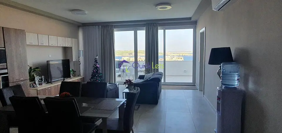 2 bedroom Penthouse to rent in Qawra