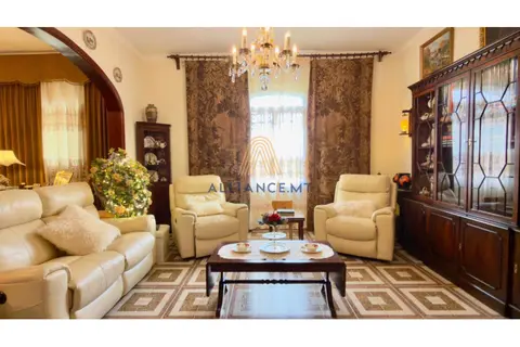 3 Bedroom Semi-Detached Villa For Sale in Attard