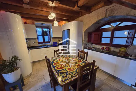 1 Bedroom Farm House For Sale in Qawra
