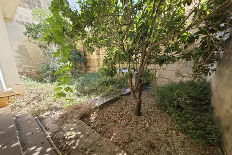 3 Bedroom Terraced House For Sale in Luqa