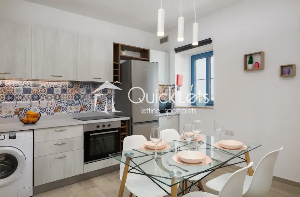 2 bedroom Apartment to rent in Hamrun