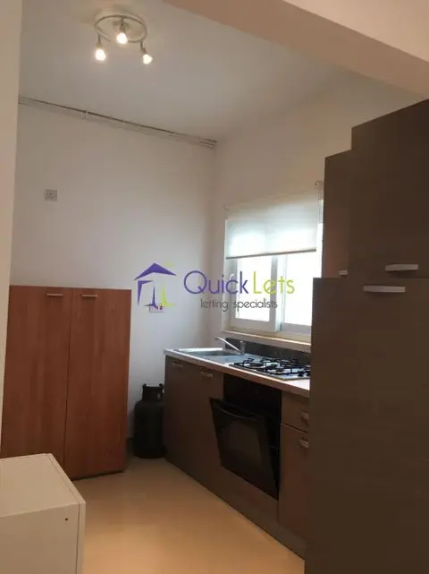 3 bedroom Apartment to rent in Santa Venera