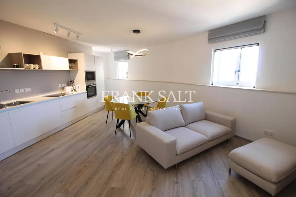 St Julians, Apartment