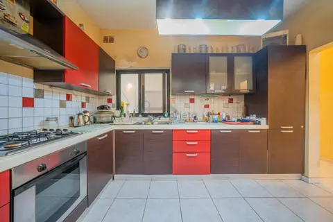 3 Bedroom Maisonette For Sale in Zejtun