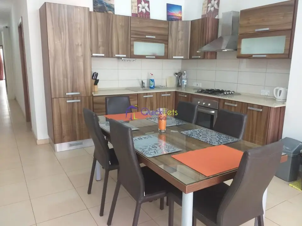 2 bedroom Apartment to rent in Marsaskala