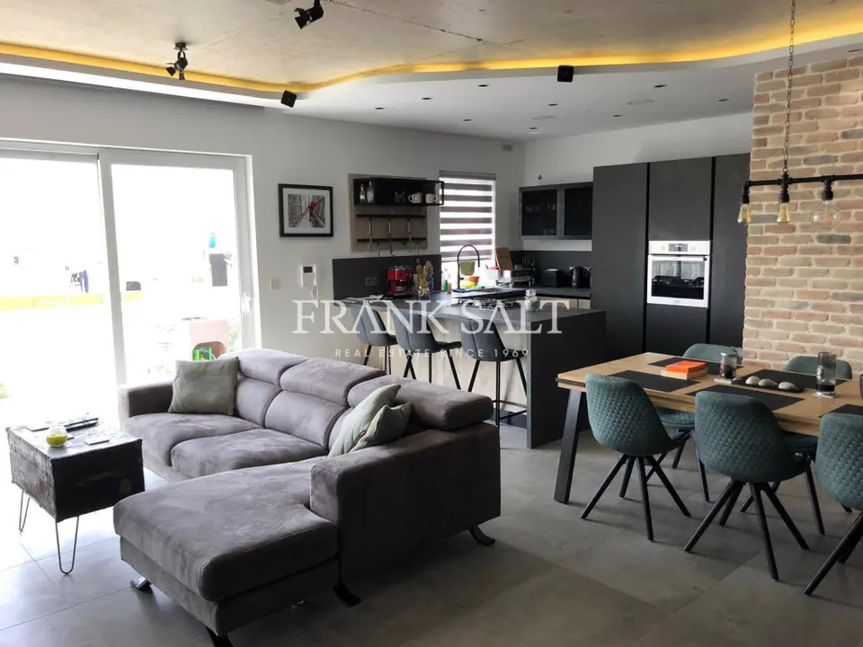 Balzan, Furnished Apartment