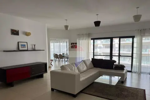 3 Bedroom Apartment For Sale in St Julian's
