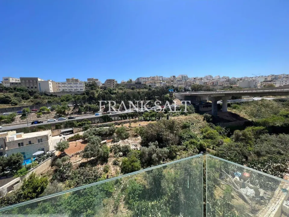 St Julians, Furnished Apartment