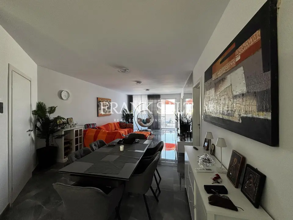 Santa Venera, Furnished Penthouse