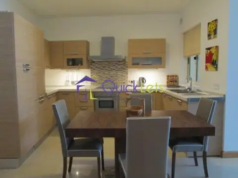2 bedroom Apartment to rent in Sliema