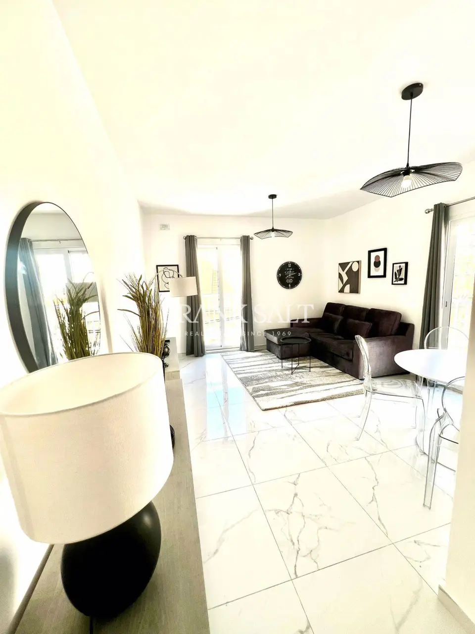 Gzira, Furnished Apartment