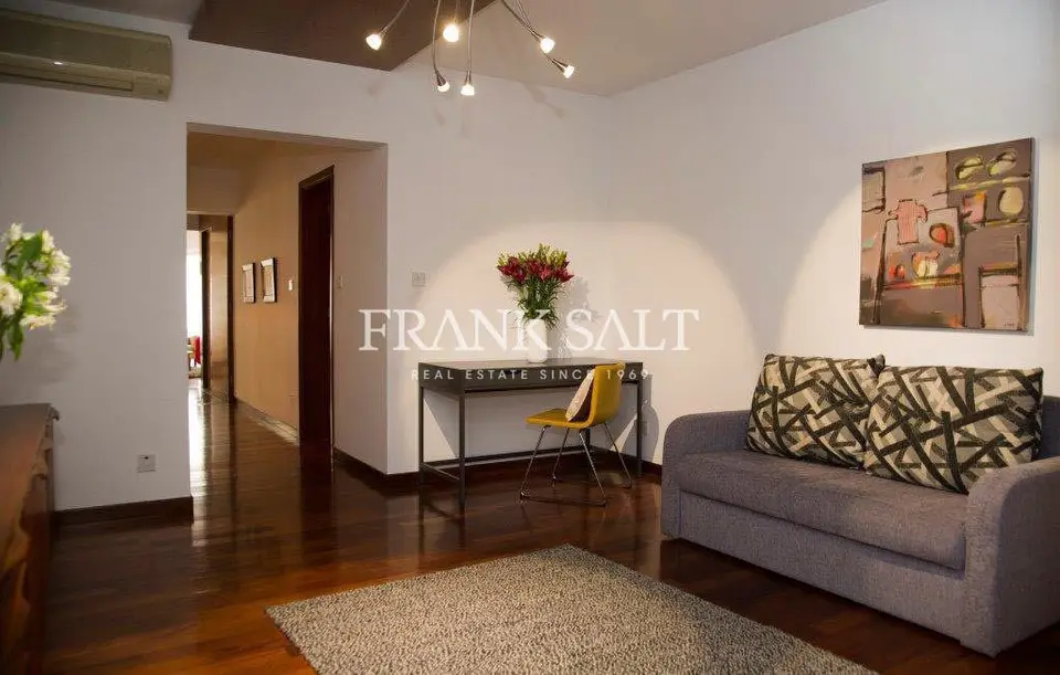 St Julians, Apartment