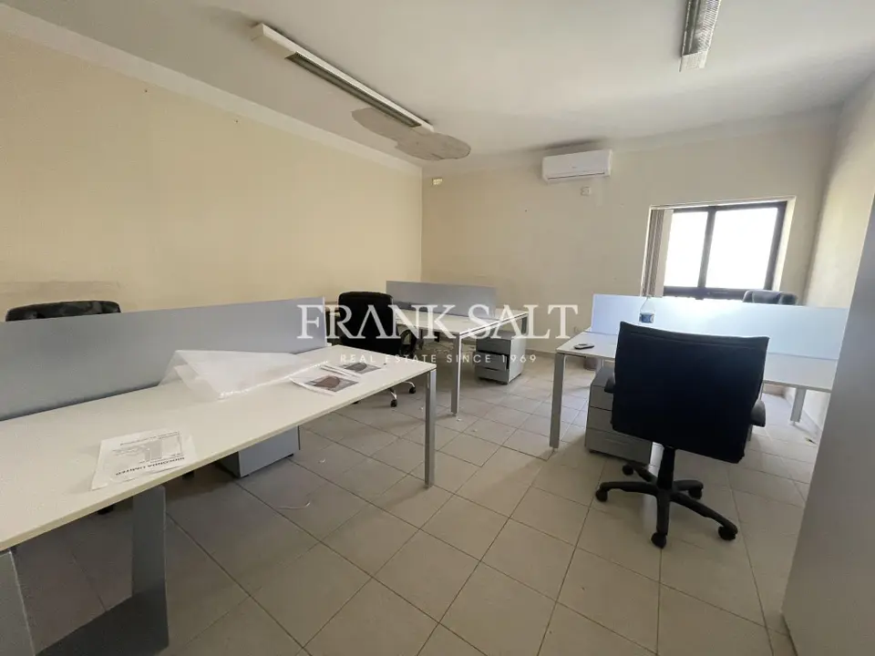 Msida, Apartment