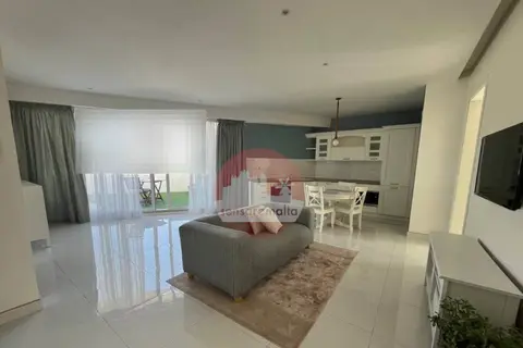 2 Bedroom Penthouse For Sale in Zurrieq