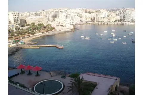 2 bedroom Apartment to rent in Sliema
