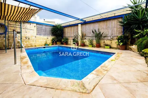 4 Bedroom House of Character For Sale in Zurrieq