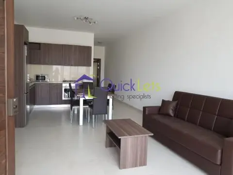 2 bedroom Penthouse to rent in Tarxien