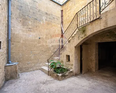 3 bedroom House of Character for sale in Zabbar