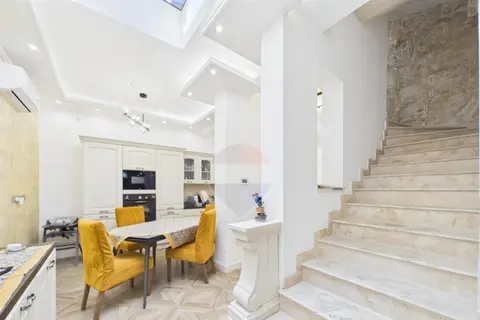 2 Bedroom House of Character For Sale in Cospicua (Bormla)