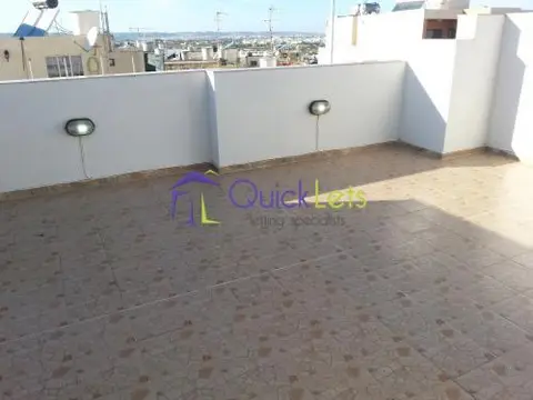 2 bedroom Penthouse to rent in Zurrieq