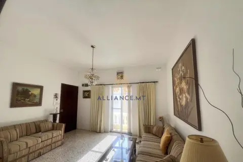 2 Bedroom Apartment For Sale in Zurrieq