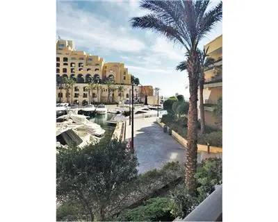 3 bedroom Apartment to rent in St Julian's