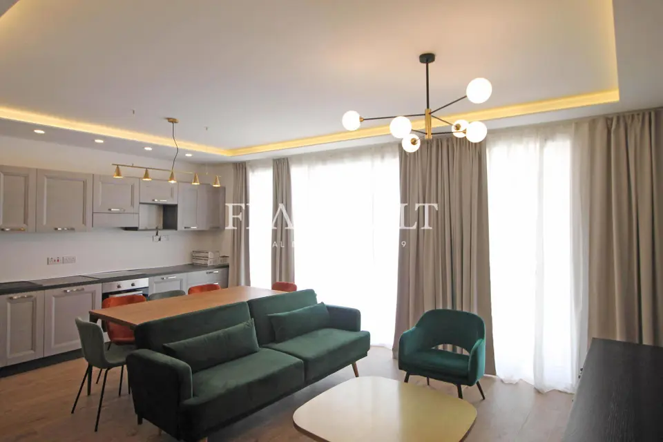 St Julians, Apartment