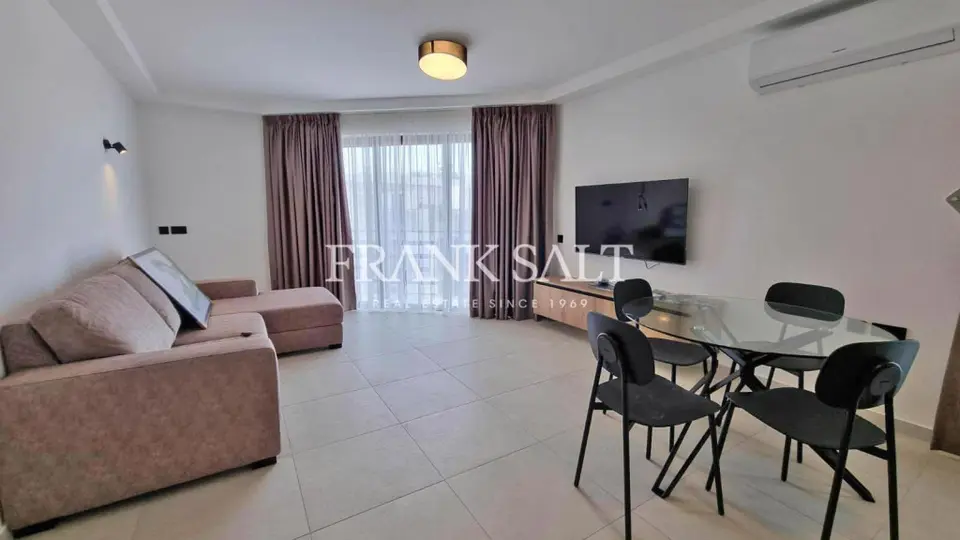 Xemxija, Furnished Apartment