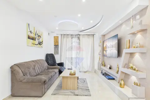 Apartment For Sale in Marsascala