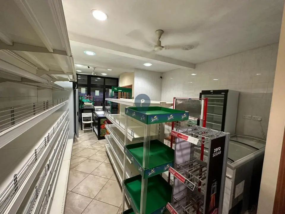 Retail / Shops / Clinic for sale in Birzebbuga