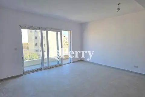 3 Bedroom Apartment For Sale in Gharghur