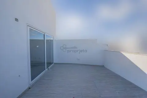 3 Bedroom Penthouse For Sale in Fgura