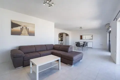 3 bedroom Apartment to rent in St Julian's