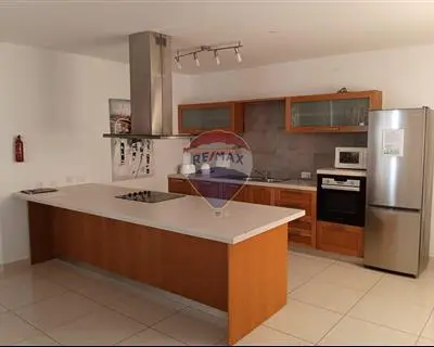 3 bedroom Penthouse to rent in St Paul's Bay
