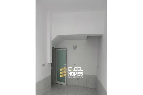 Commercial Property For Sale in Fgura