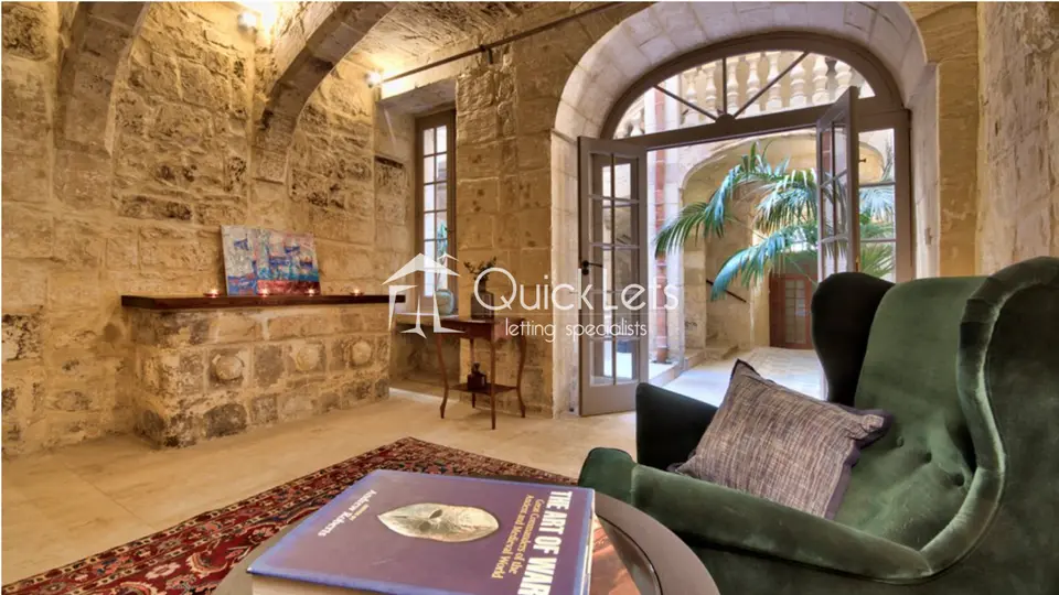 5 bedroom Palace/Castle/Manor to rent in Valletta