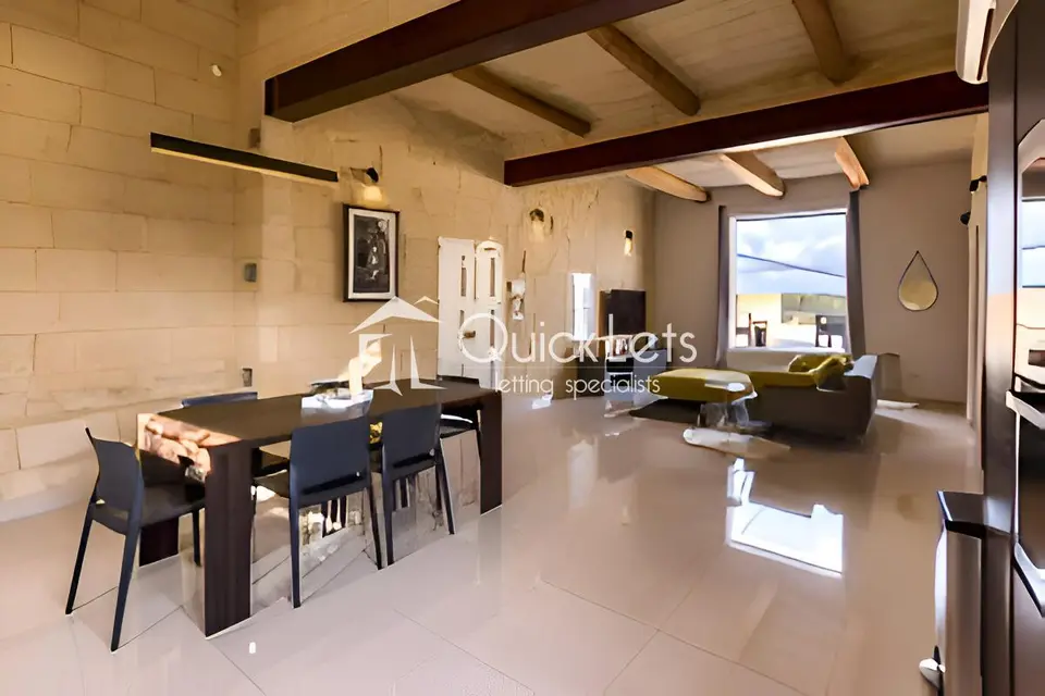 3 bedroom House of Character to rent in Rabat