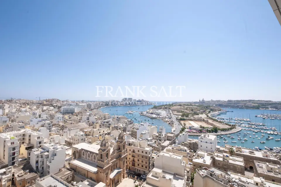 Gzira, Furnished Apartment