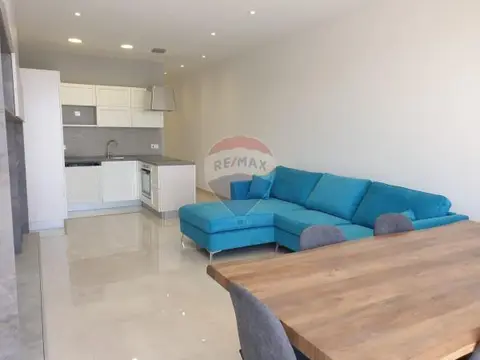 2 bedroom Penthouse to rent in Xemxija