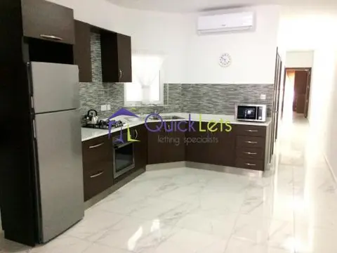 2 bedroom Apartment to rent in Marsaskala