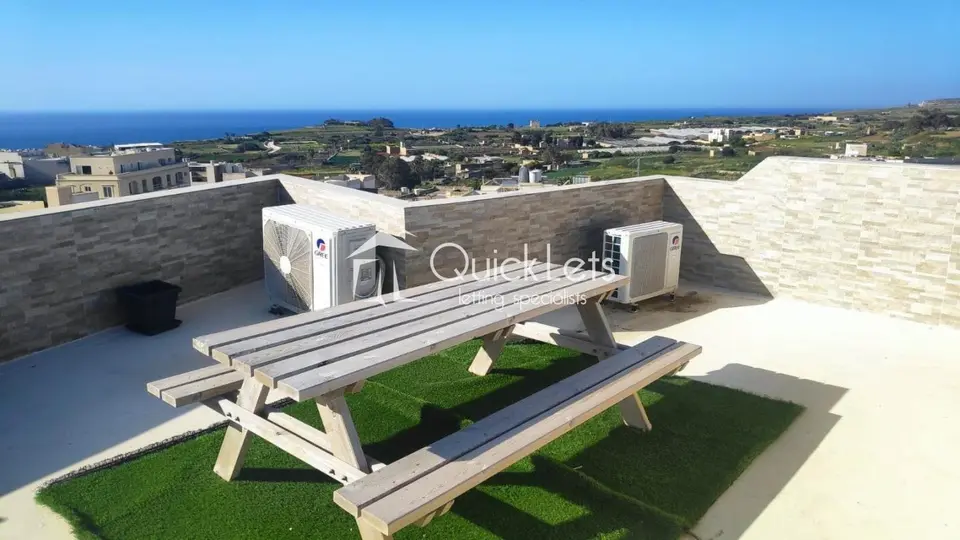 1 bedroom Penthouse to rent in Gozo - Ghajnsielem