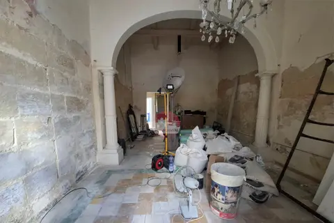 4 Bedroom Town House For Sale in Paola
